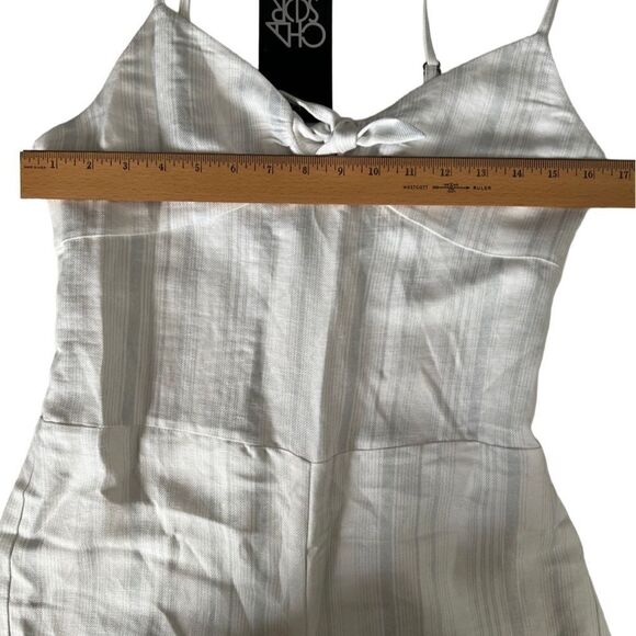 Chaser Ivory Grey Cropped Stripe Wide Leg Jumpsuit Women's Size M NWT - Picture 8 of 16